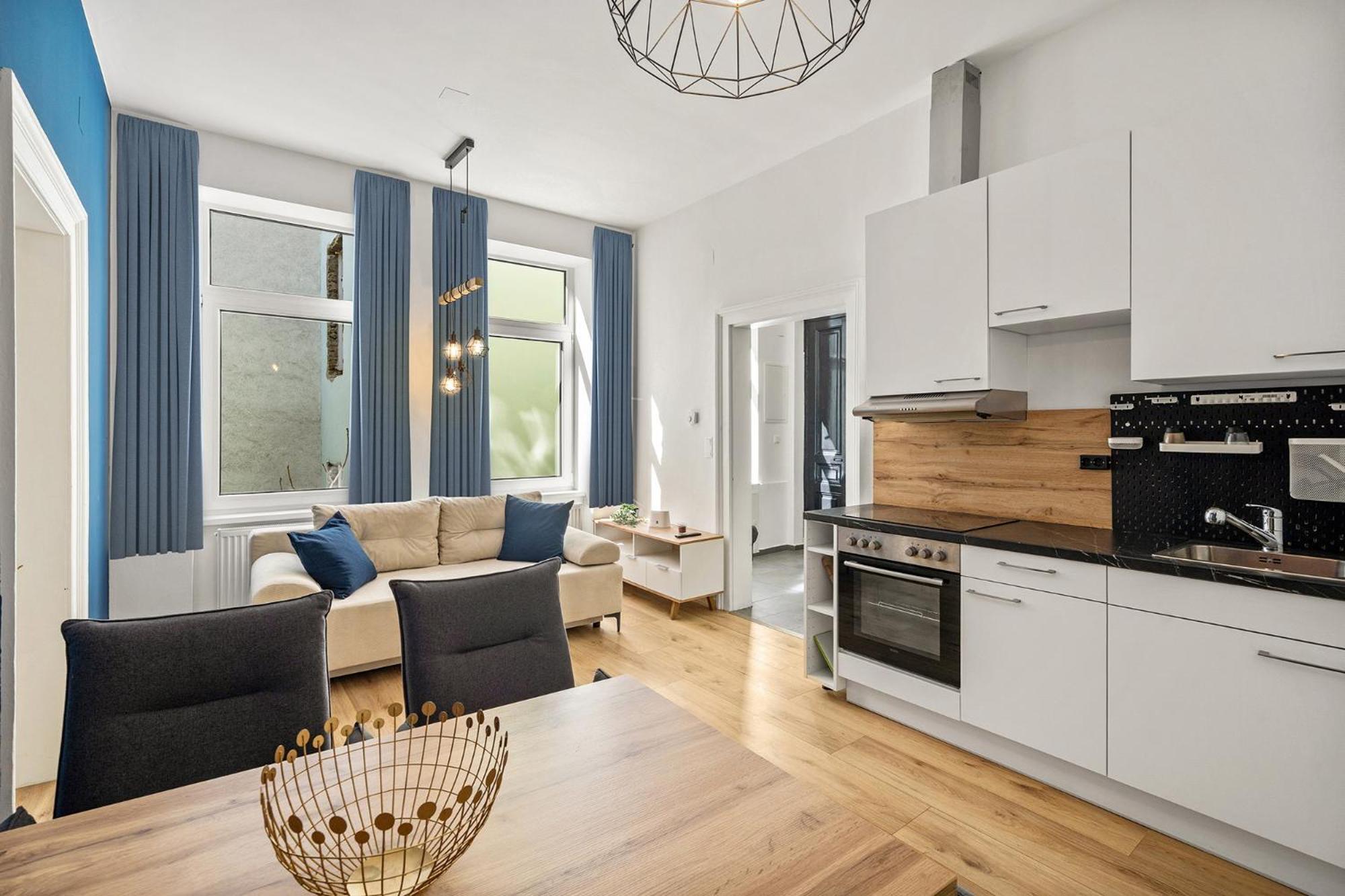 Apartament Maximilian *